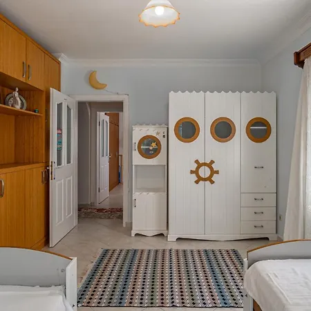 Peaceful 4Br Villa W/Ac&Balcony 10 Min To Seaside Вилла *