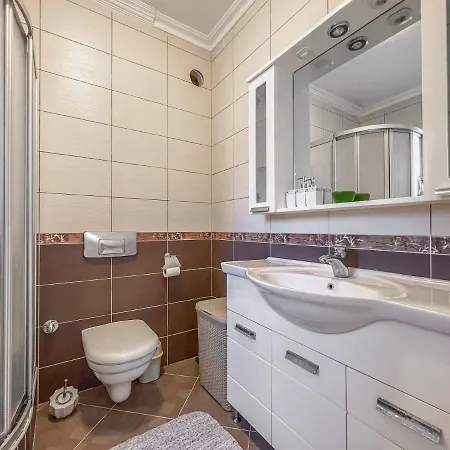 Peaceful 4Br Villa W/Ac&Balcony 10 Min To Seaside Вилла Бодрум
