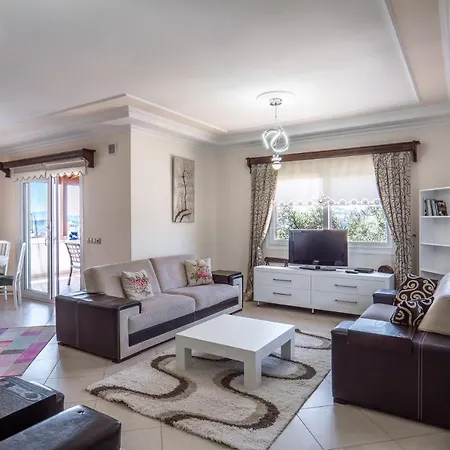 Peaceful 4Br Villa W/Ac&Balcony 10 Min To Seaside Вилла Бодрум